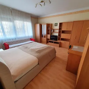 Apartment M - Info Park, Budapest